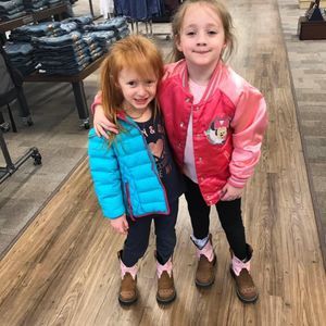 Meet your Posher, Rayanne